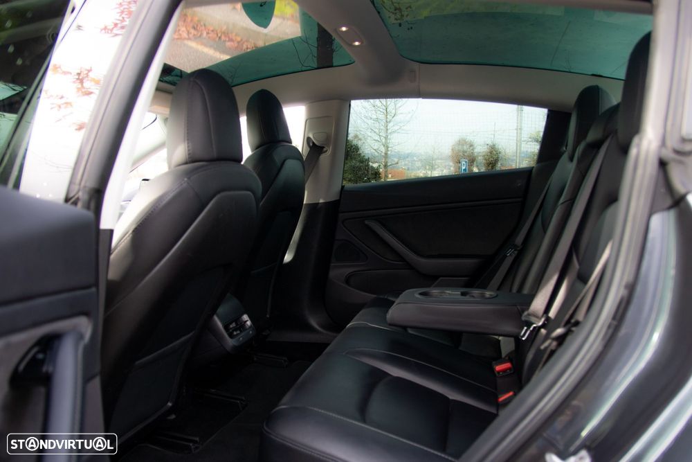 Tesla Model 3 Long-Range Dual Motor AWD - 53