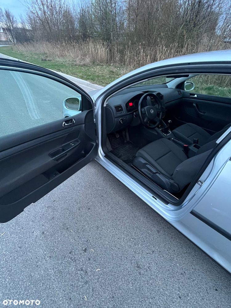 Volkswagen Golf - 9