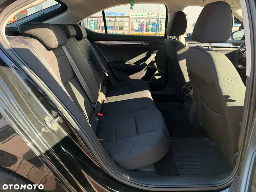 Skoda Superb 1.5 TSI ACT Active DSG - 18