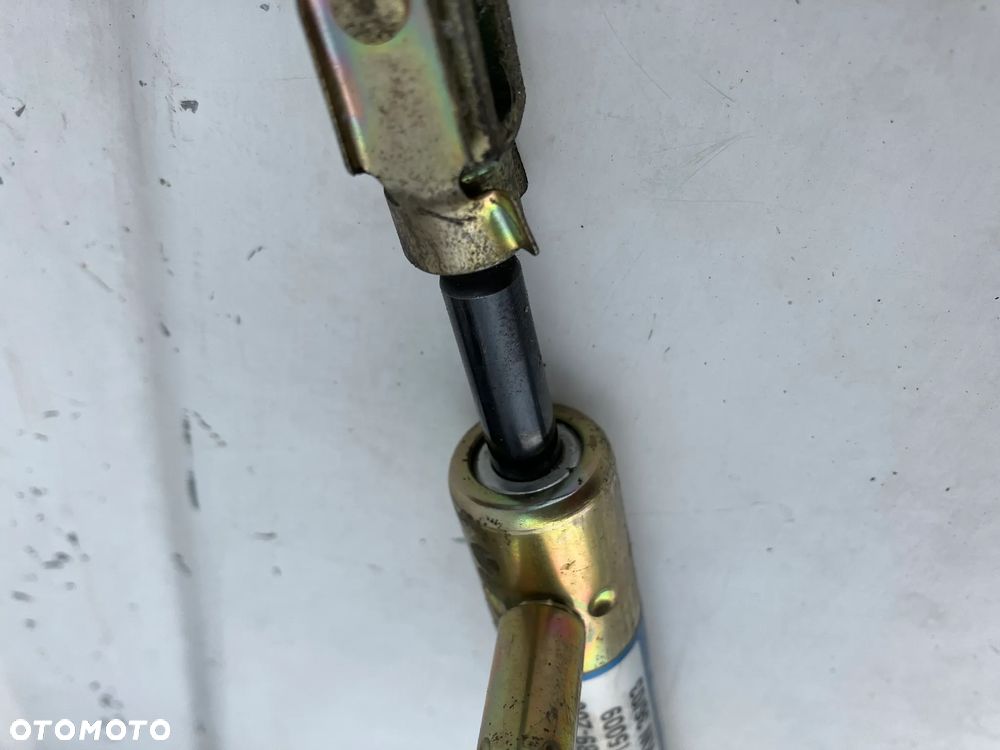 Siłownik hydroklapy klapy elektrycznej BMW E65 zestaw do doposażenia pompa siłownik przycisk przewody moduł 7015009 6921404 8268997 - 9