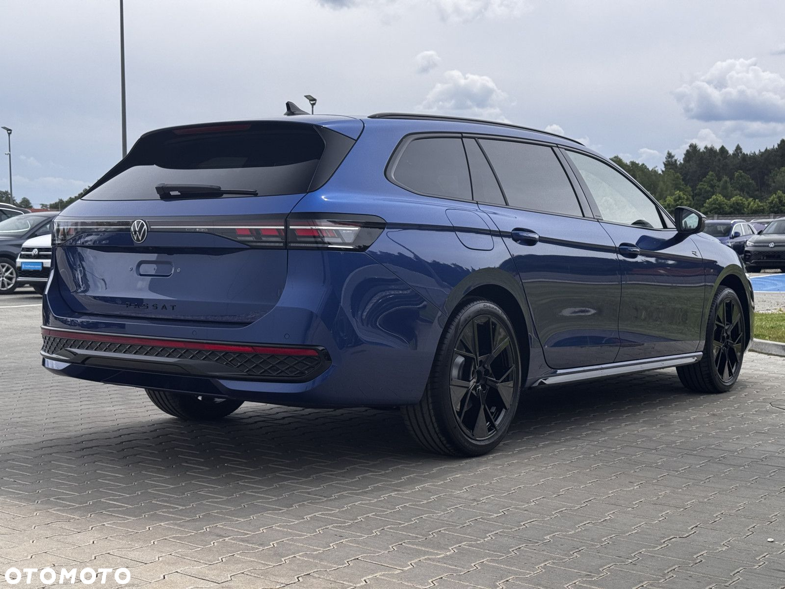 Volkswagen Passat - 6