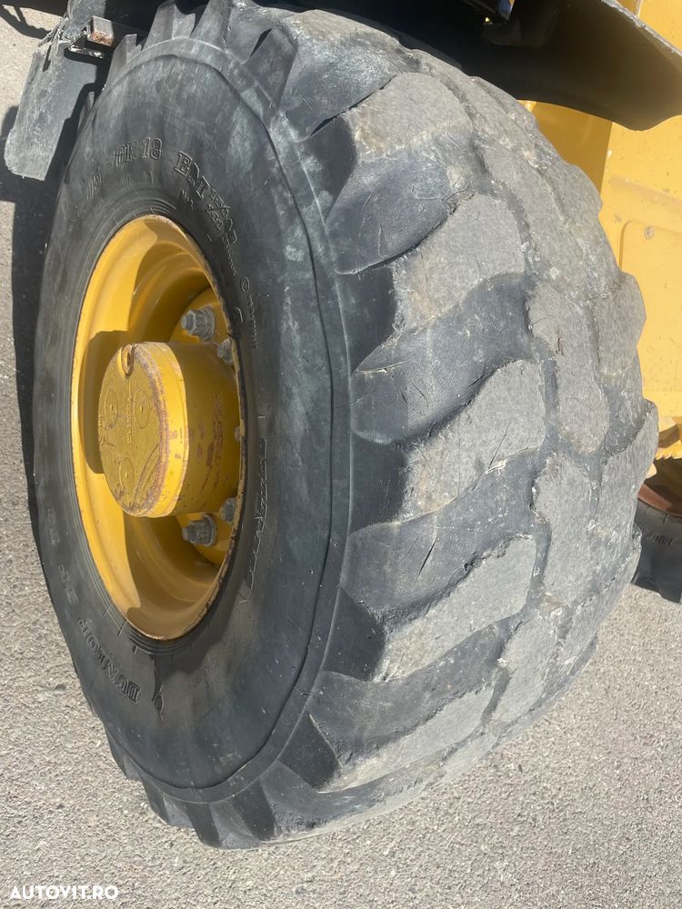 Caterpillar 906H - 15