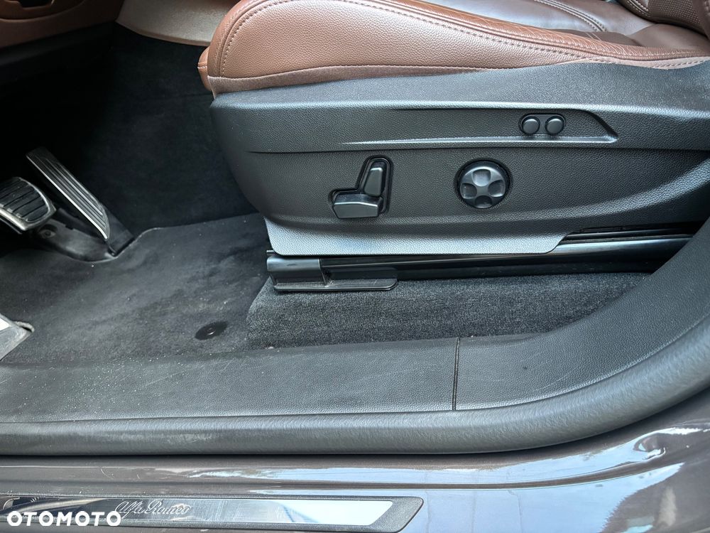 Alfa Romeo Stelvio 2.0 Turbo Executive Q4 - 17