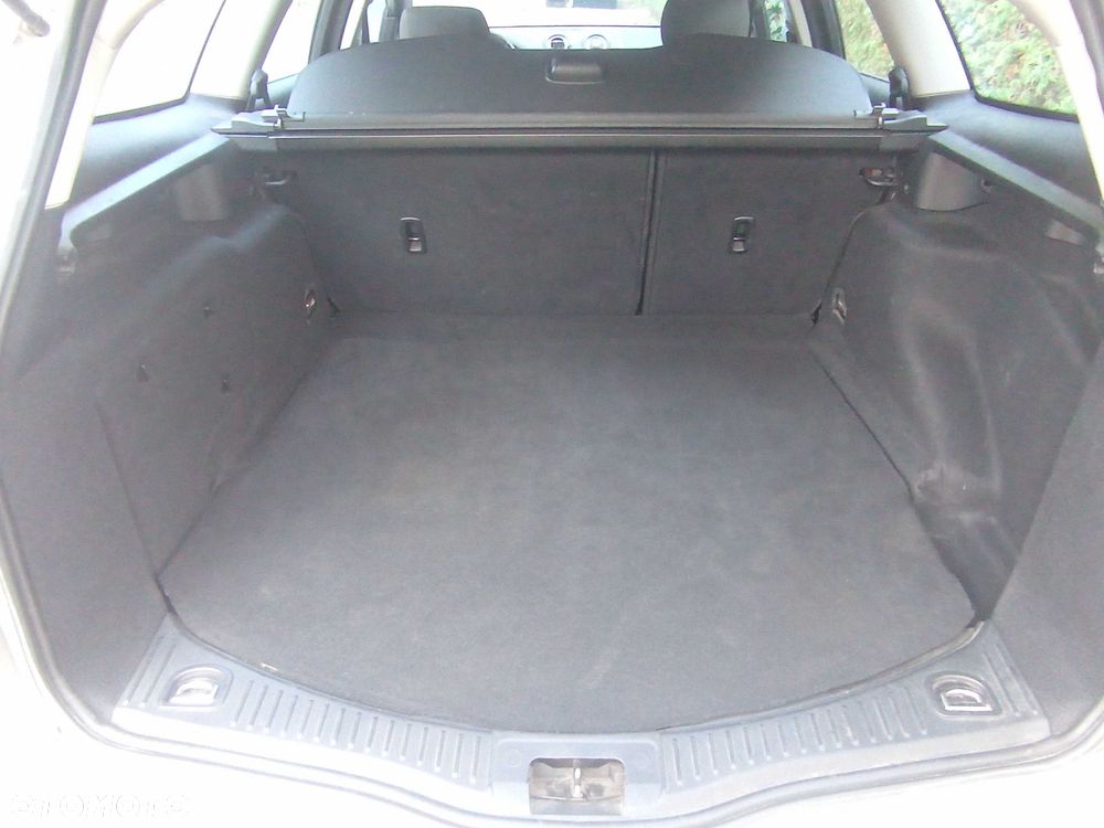 Ford Mondeo - 8