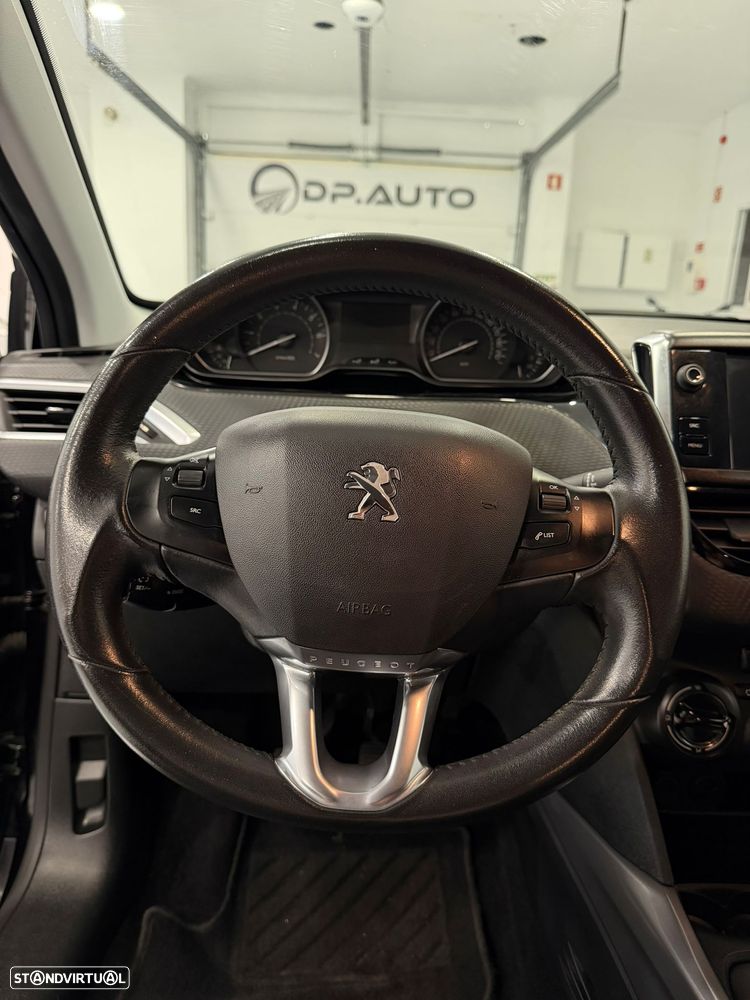 Peugeot 2008 1.2 PureTech Style - 18