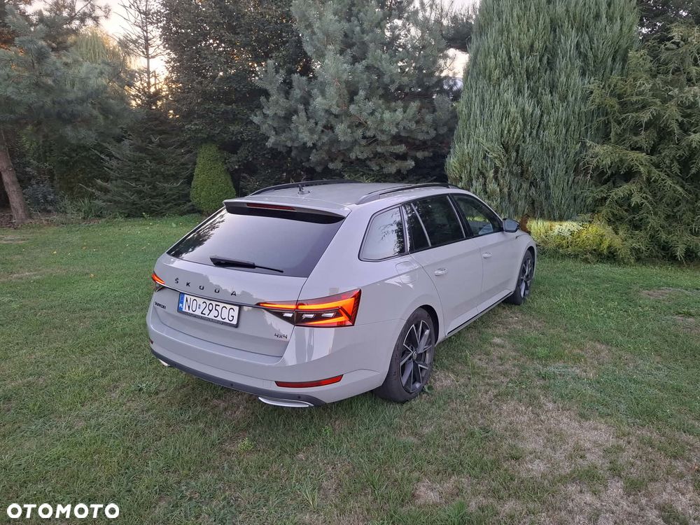 Skoda Superb 2.0 TDI SCR 4x4 Sportline DSG - 10