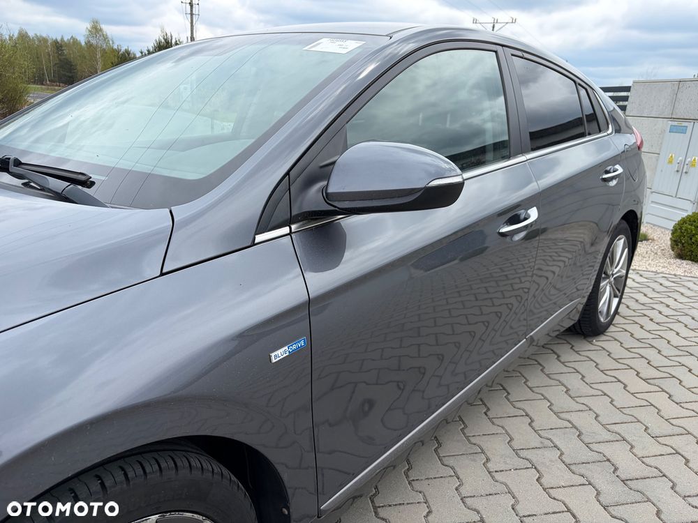 Hyundai IONIQ Hybrid Business - 9