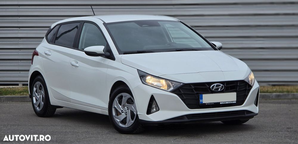 Hyundai i20 blue 1.2 Pure - 2