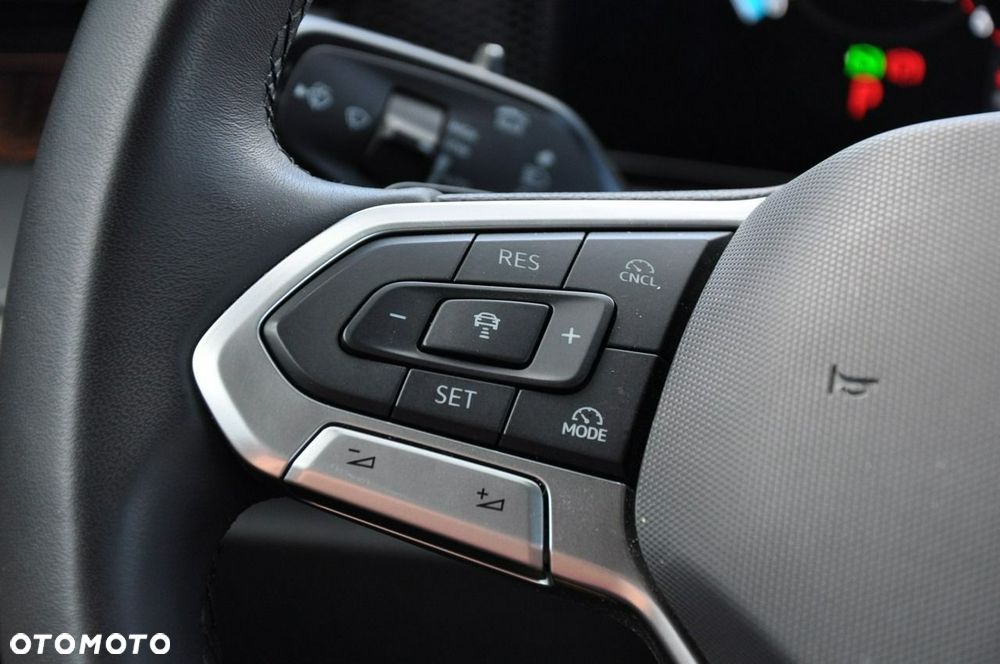 Volkswagen Tiguan 2.0 TDI SCR DSG Goal - 16