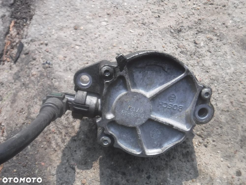 Peugeot Citroen 1.6  eHDI HDI pompa vacum 9804021980 - 4