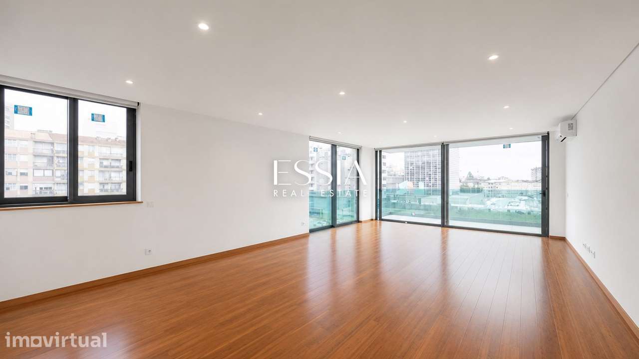 Apartamento T3 Varanda 17 m² e Garagem na Boavista Foco Bessa - Grande imagem: 4/32