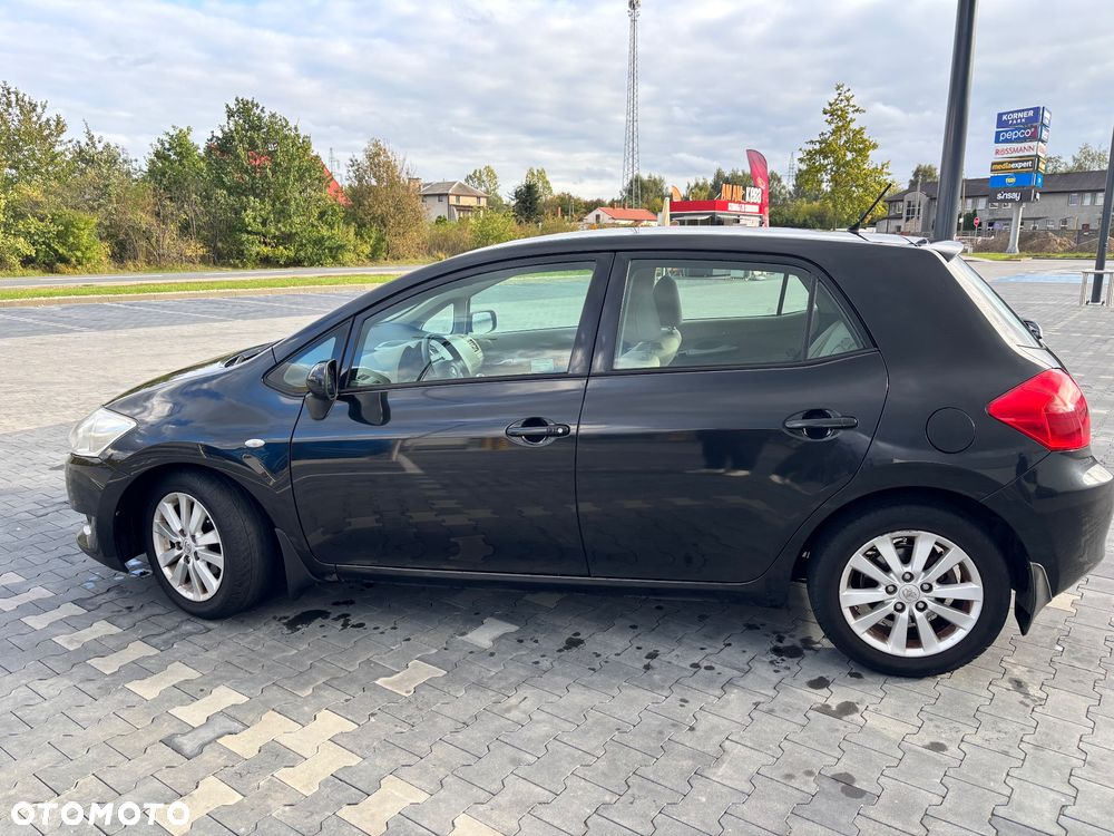 Toyota Auris - 8
