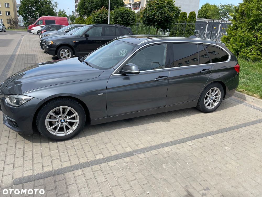 BMW Seria 3 318d Luxury Line - 2