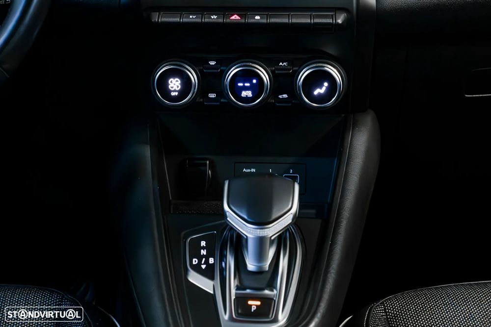 Renault Captur E-TECH 160 TECHNO - 22