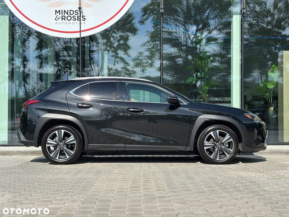 Lexus UX 250h GPF Business 2WD - 4