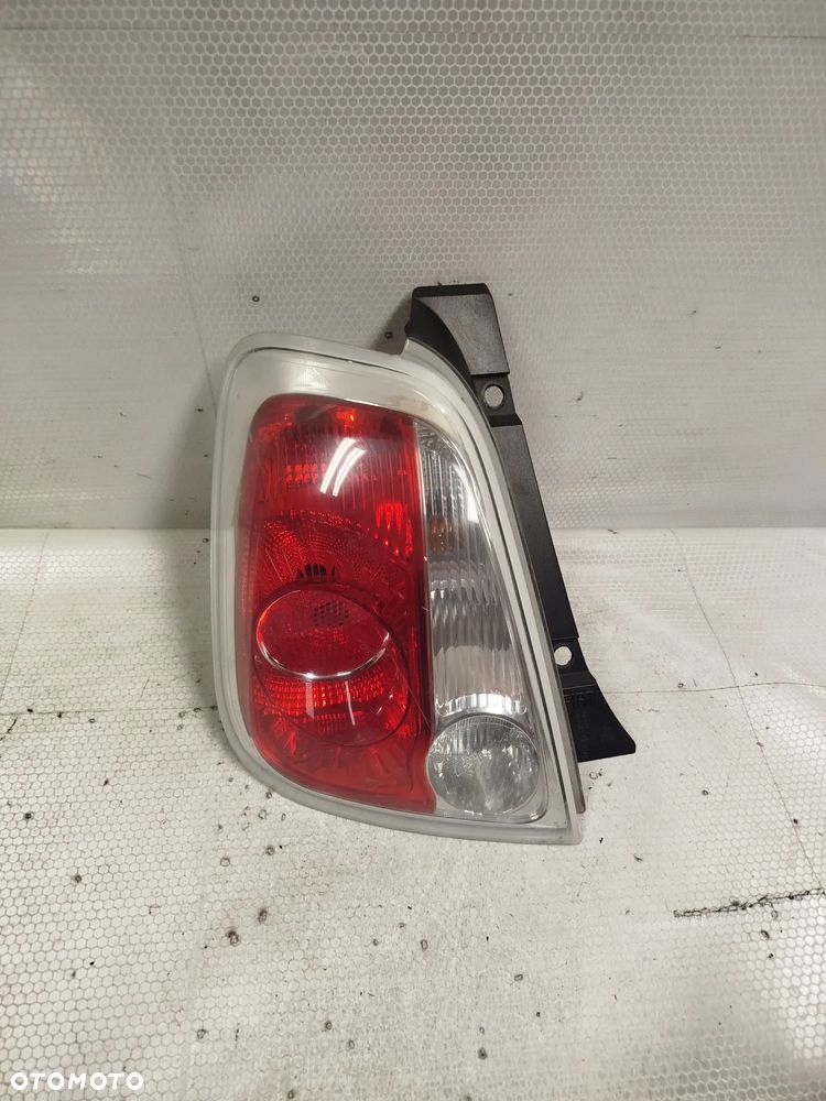 + LAMPA TYL TYLNA LEWA FIAT 500 - 1