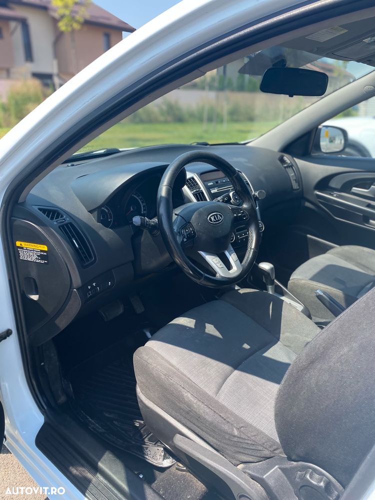 Kia Ceed 1.6 CRDi 115 Automatik Spirit - 10