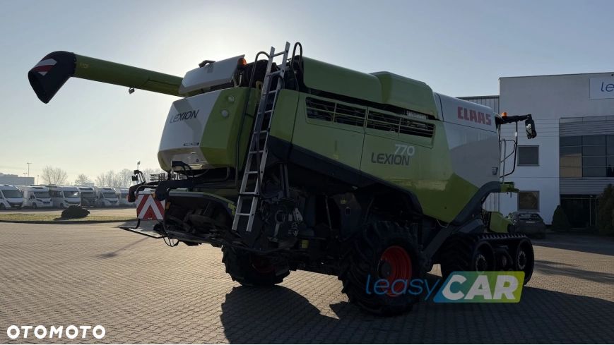 Claas Lexion 770 Terra Trac wyposażony w Header Vario 1230 12,27m - 6