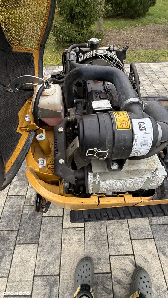 Caterpillar 300.9D - 12