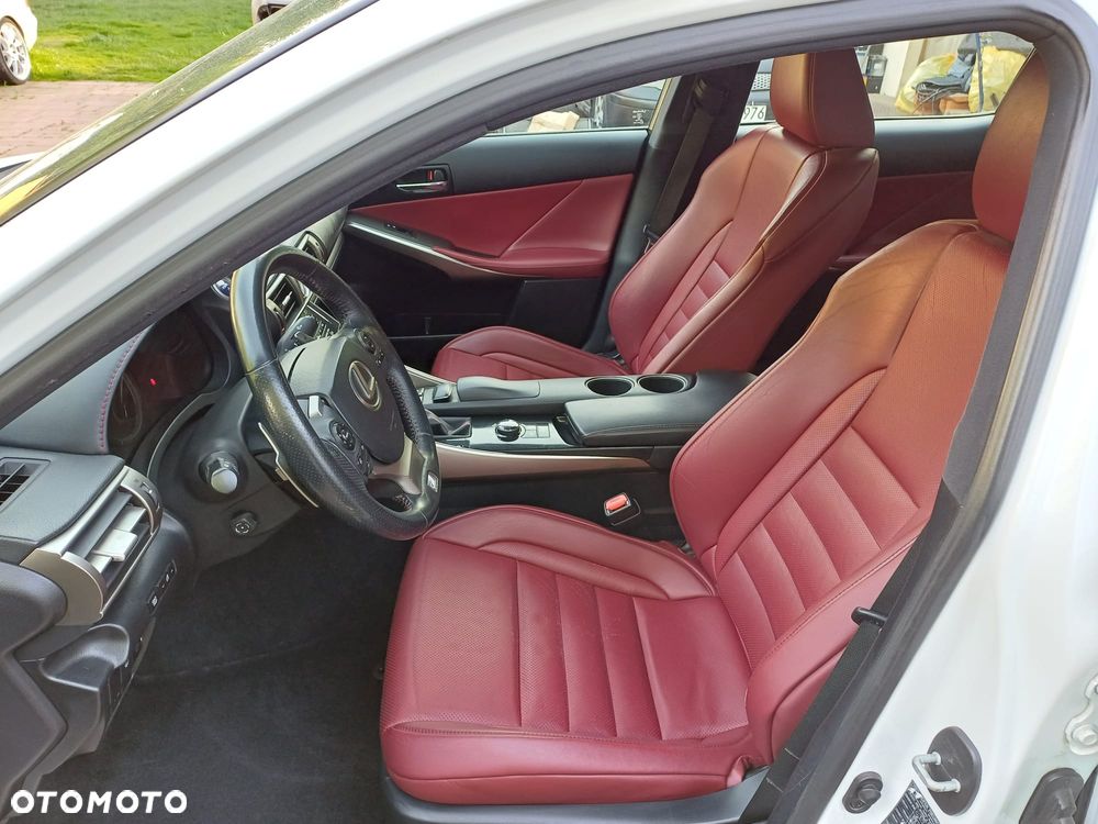 Lexus IS ver-300h-f-sport - 18