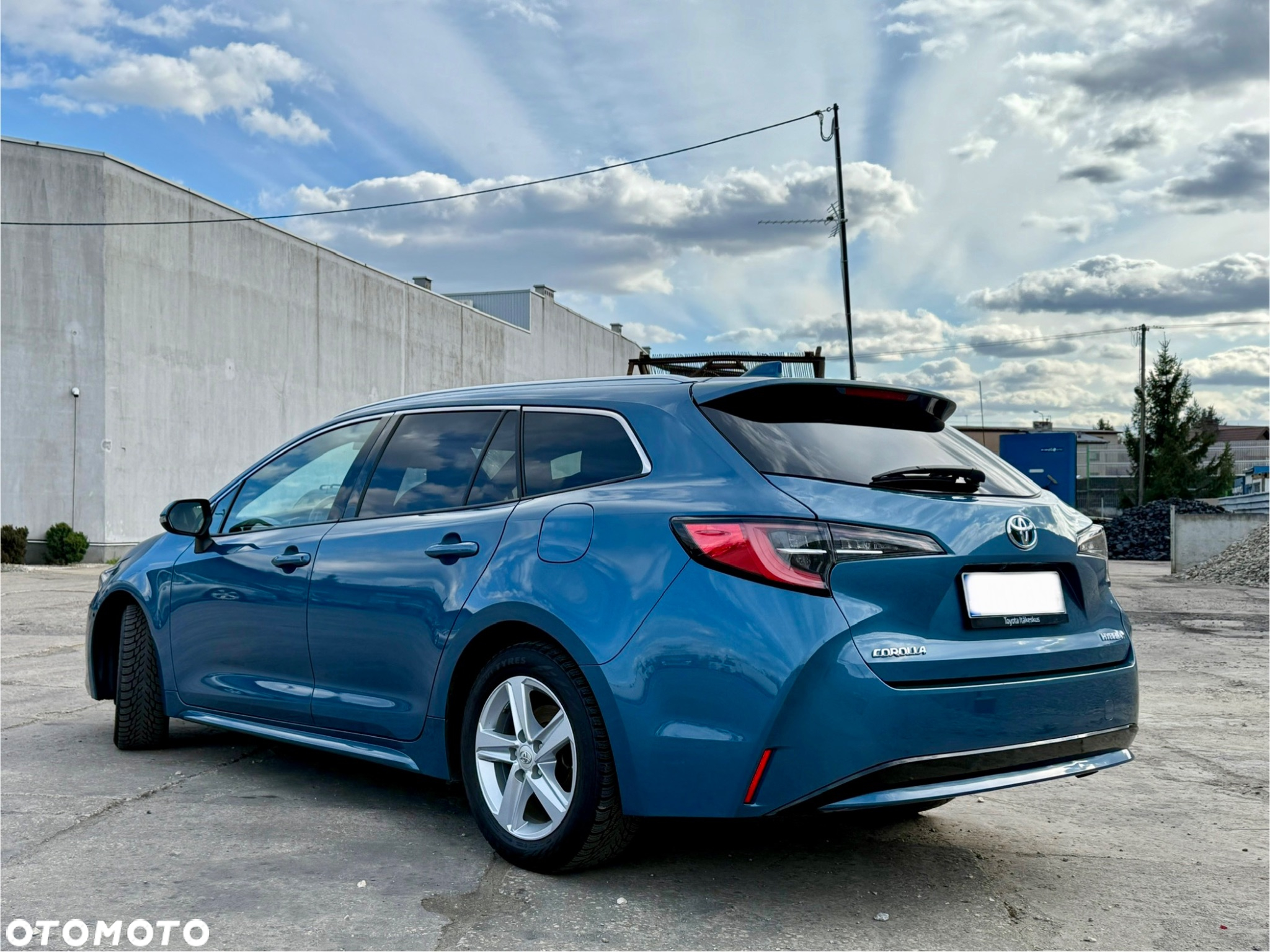 Toyota Corolla 1.8 Hybrid Touring Sports - 4