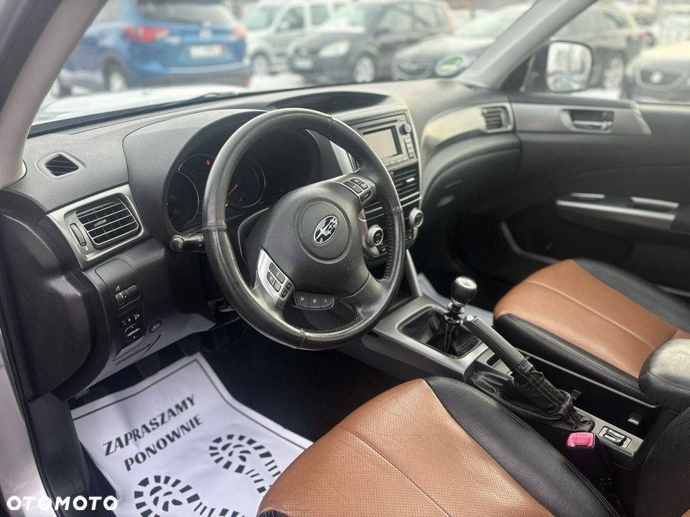 Subaru Forester 2.0 D Exclusive - 14