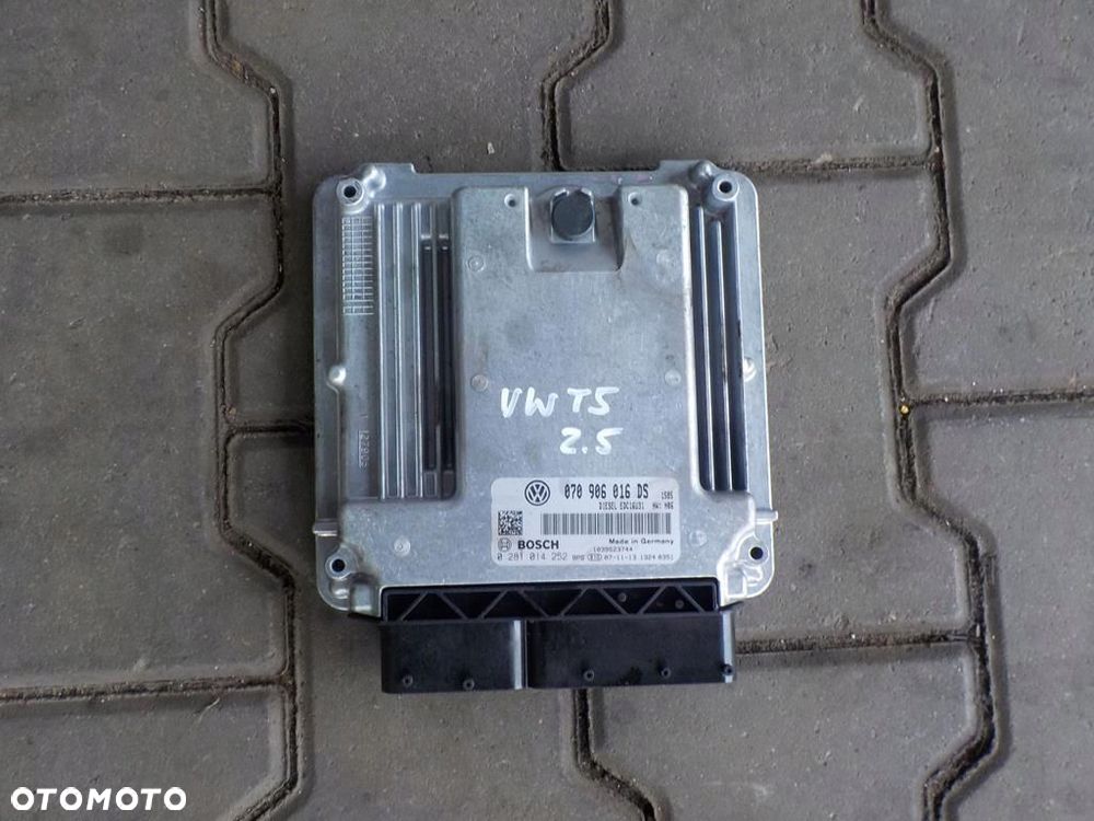 VW T5 KOMPUTER STEROWNIK 070906016DS - 4