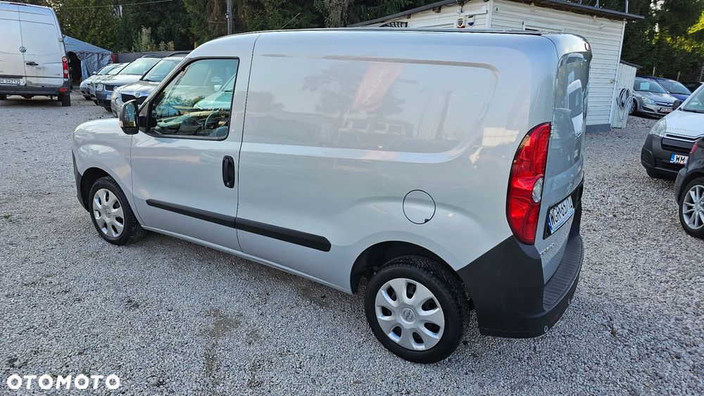 Opel Combo - 16