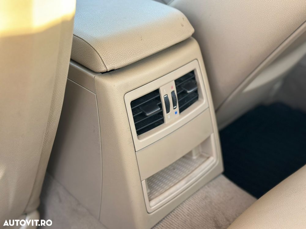 BMW Seria 3 318d - 28
