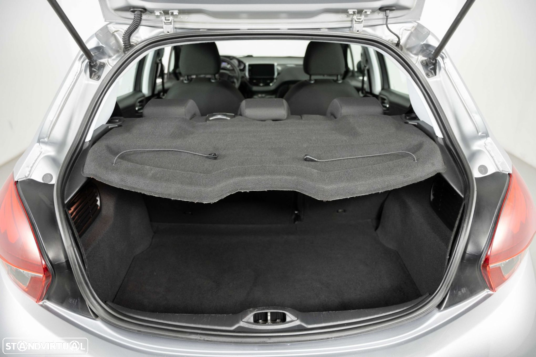 Peugeot 208 1.2 PureTech Active - 11