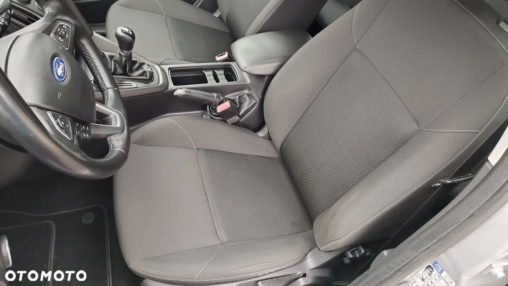 Ford Focus 1.6 TItanium - 21