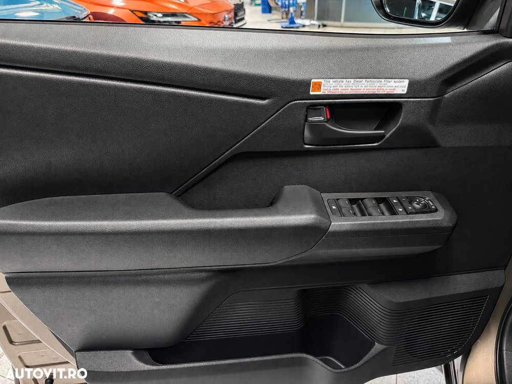 Toyota Hilux 2.8D MHEV Double Cab 6AT AWD Comfort - 16