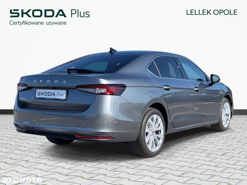 Skoda Superb 2.0 TDI SCR Selection DSG - 7