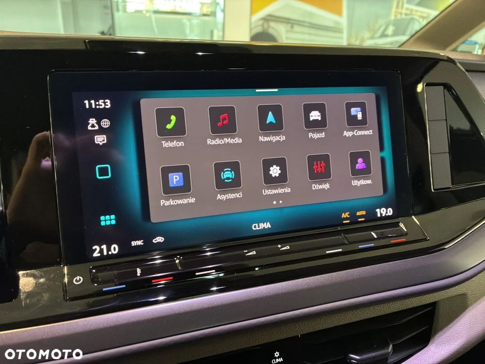 Volkswagen Multivan - 27