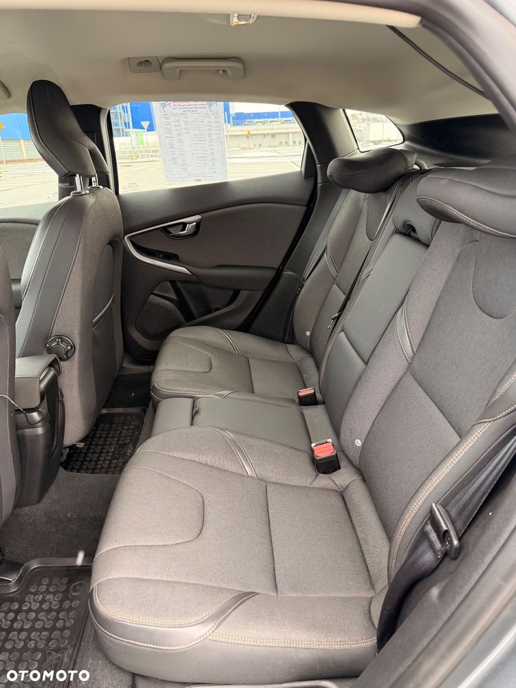 Volvo V40 Cross Country D2 Powershift Momentum - 13