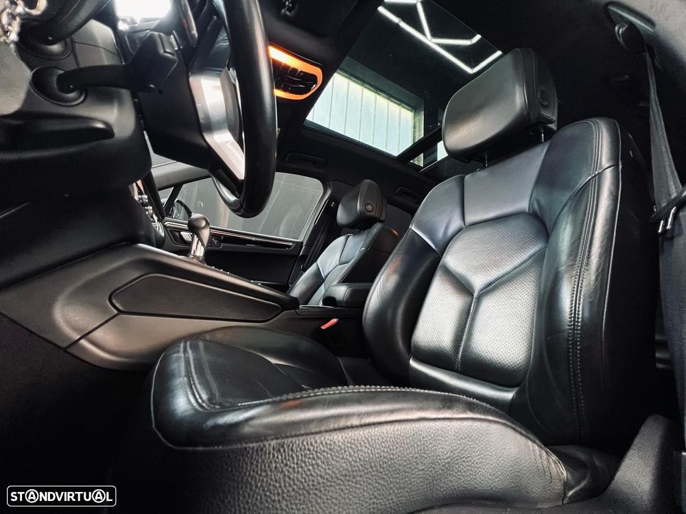Porsche Macan S - 37