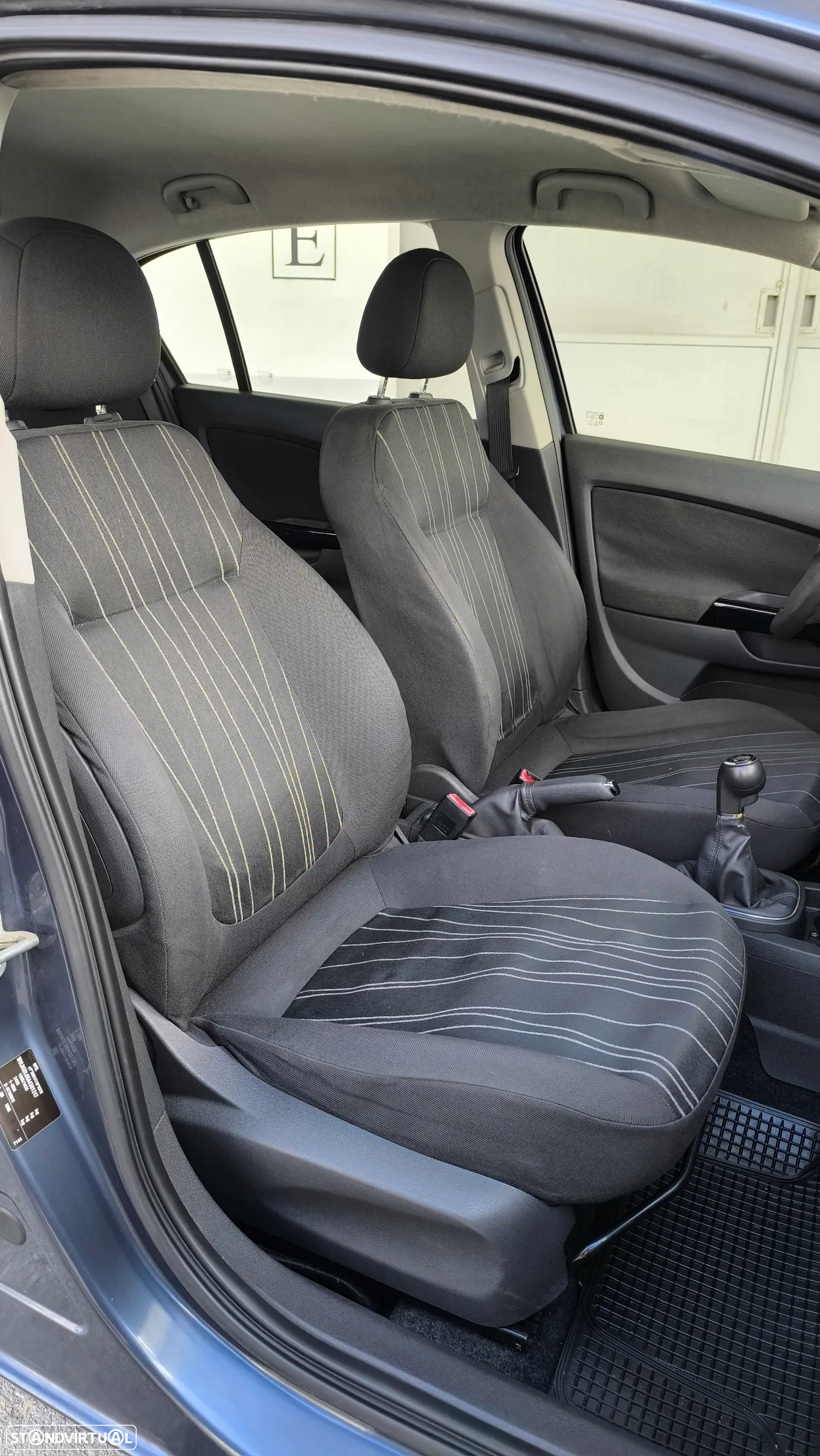 Opel Corsa 1.2 Enjoy - 24