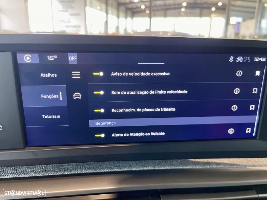 Peugeot 5008 1.2 Hybrid Allure e-DCS6 - 23