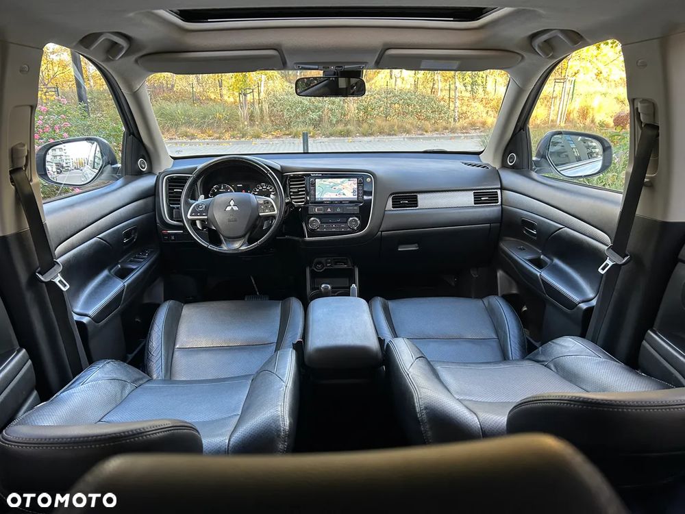 Mitsubishi Outlander 2.2 DI-D 4WD Automatik Instyle - 7