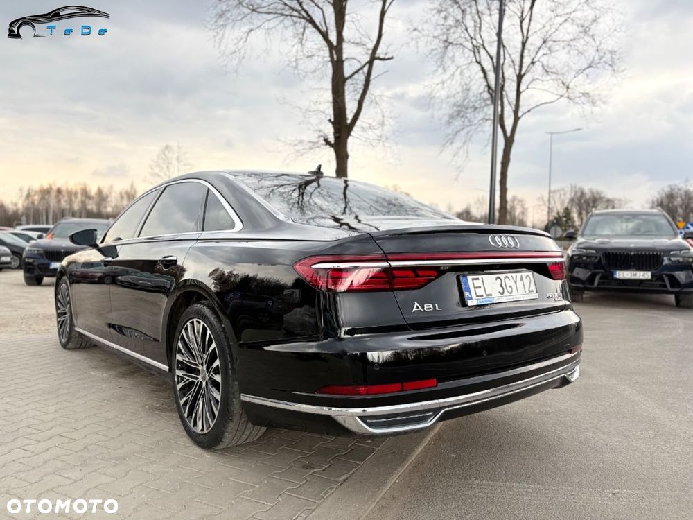 Audi A8 - 17