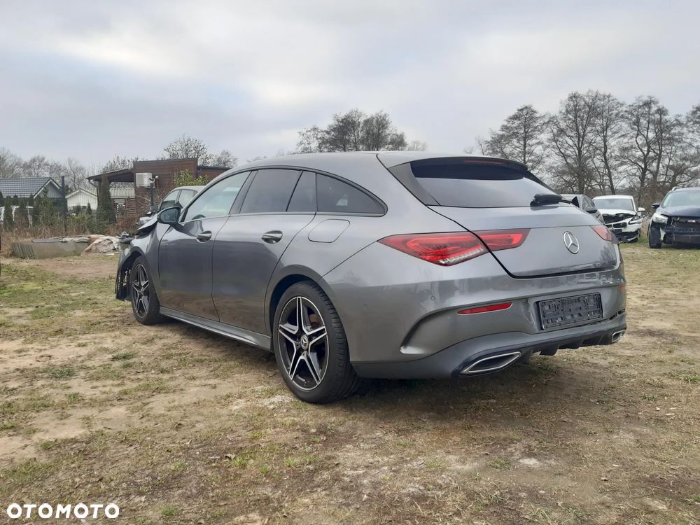 Mercedes-Benz CLA 200 AMG Line - 5