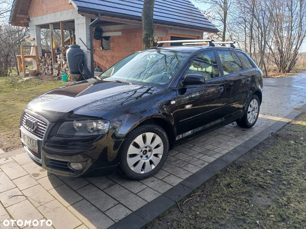 Audi A3 Sportback - 1