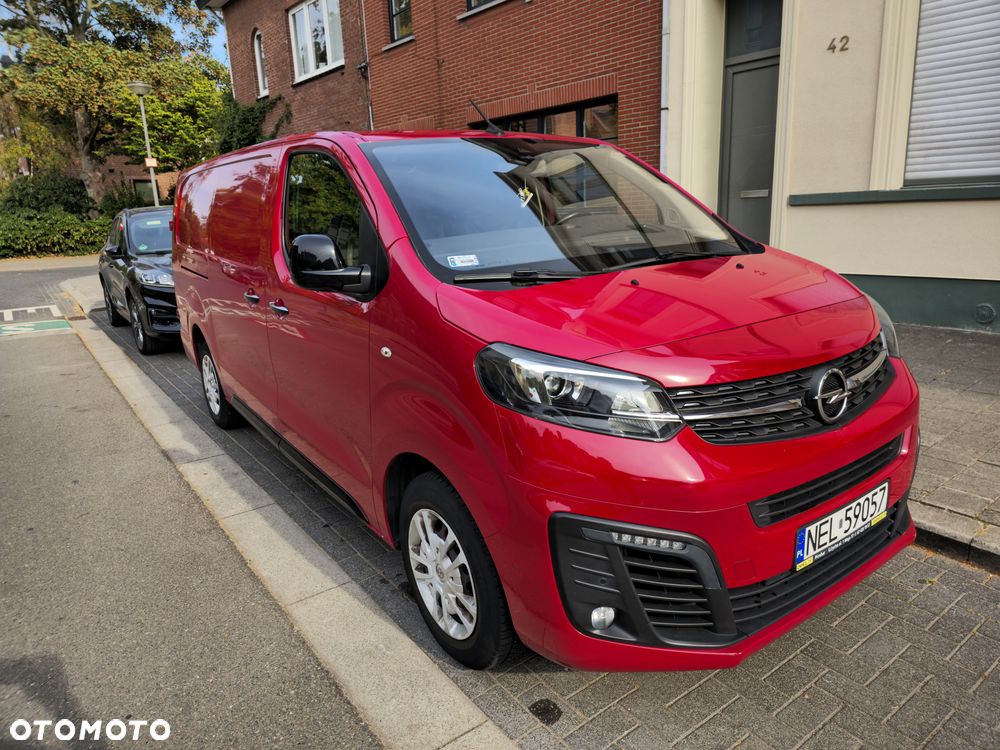 Opel Vivaro - 8