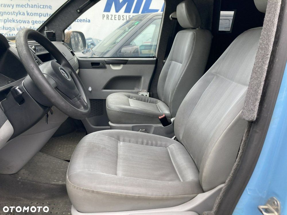 Volkswagen Transporter - 21