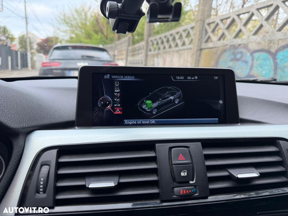 BMW Seria 3 320d Efficient Dynamic Edition Aut. Blue Performan Sport Line - 13