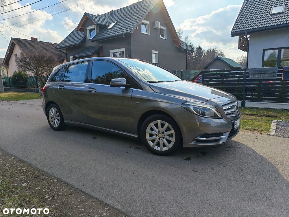 Mercedes-Benz Klasa B 180 BlueEFFICIENCY Edition Style - 7