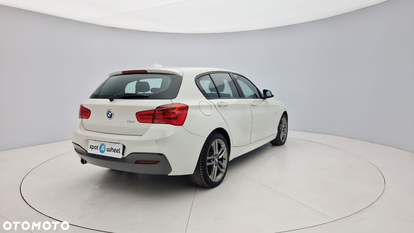 BMW Seria 1 118i - 6