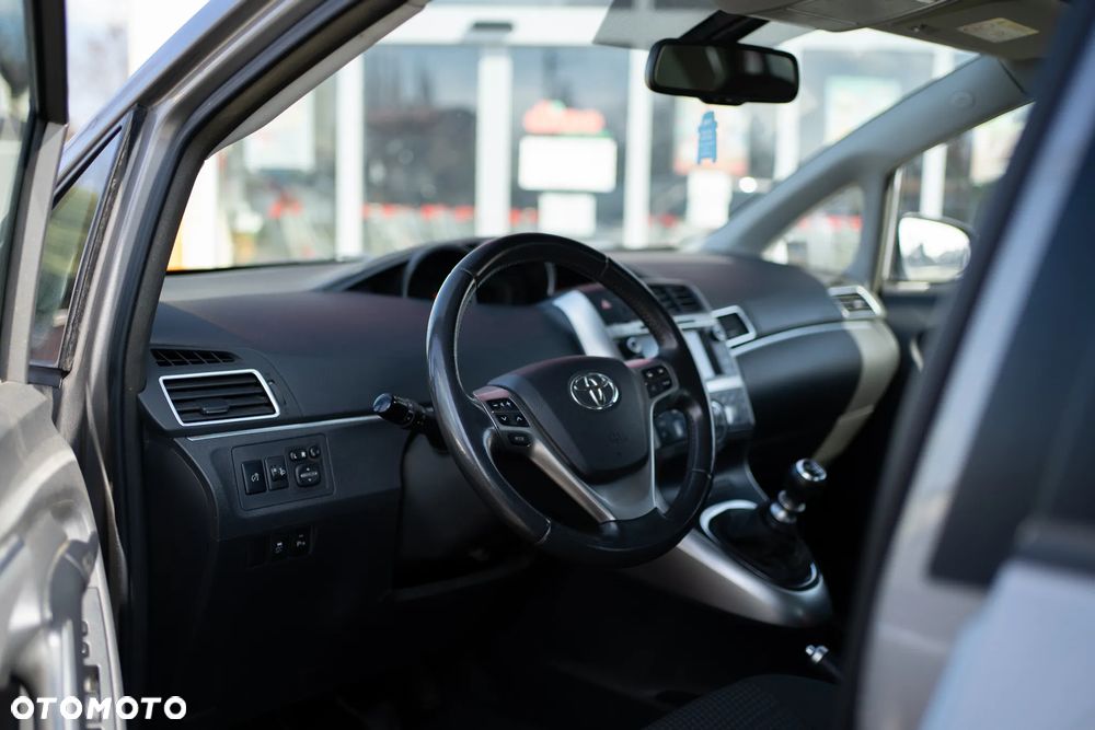 Toyota Verso 1.6 D-4D 5-Sitzer Start/Stop Skyview Edition - 6