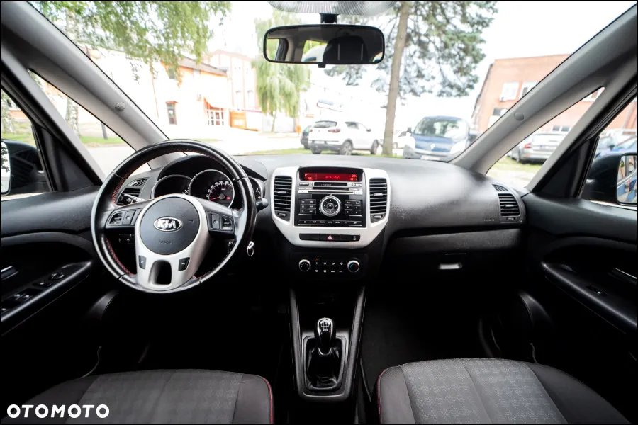 Kia Venga - 16