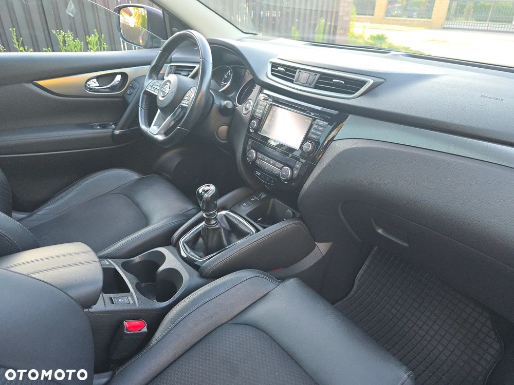 Nissan Qashqai 1.6 DIG-T Tekna+ - 40